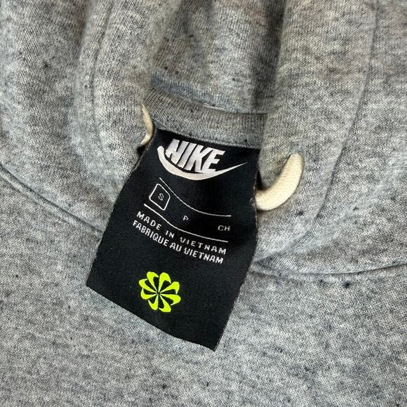 Nike "This is Trash" Hoodie - Size Small - Great Condition! - Picture 4 of 6
